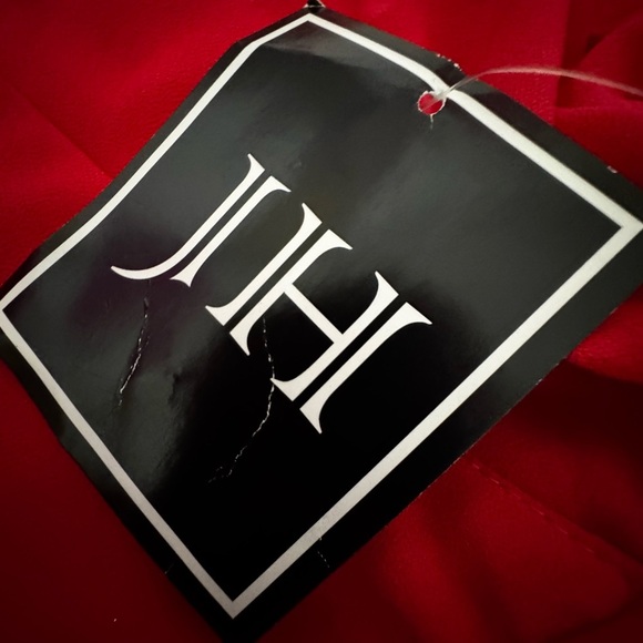 JH Women’s Red Maxi Dress - Size 8 - New with Tags - Picture 4 of 5